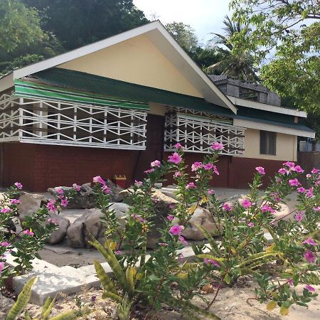 Se San Beach Resort-Isla de Gigantes Carles Exterior foto
